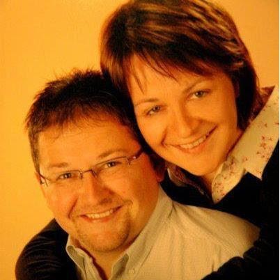 Logo des Unternehmens: Malerbetrieb Huth - Wohnraum und Fassadengestaltung Putz Stuck Trockenbau Estrich Dämmung