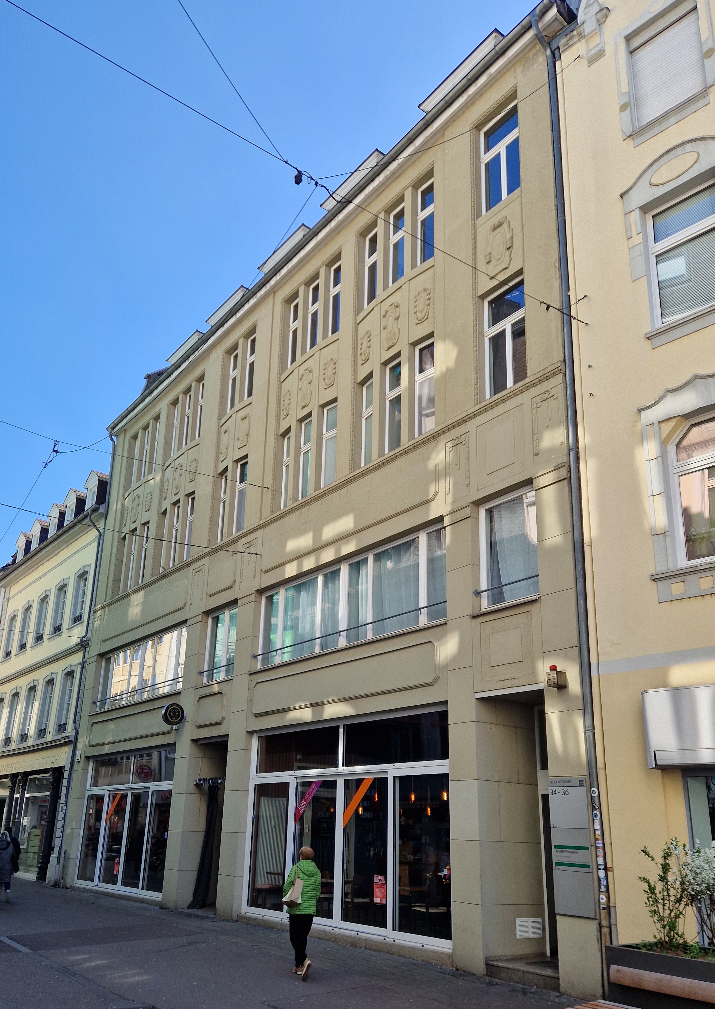 Gallery image 3