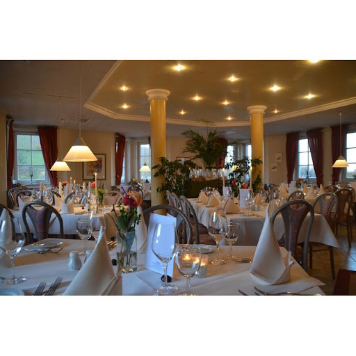 Logo des Unternehmens: Castell - Das Hotel - Restaurant für Wanderer und Feinschmecker