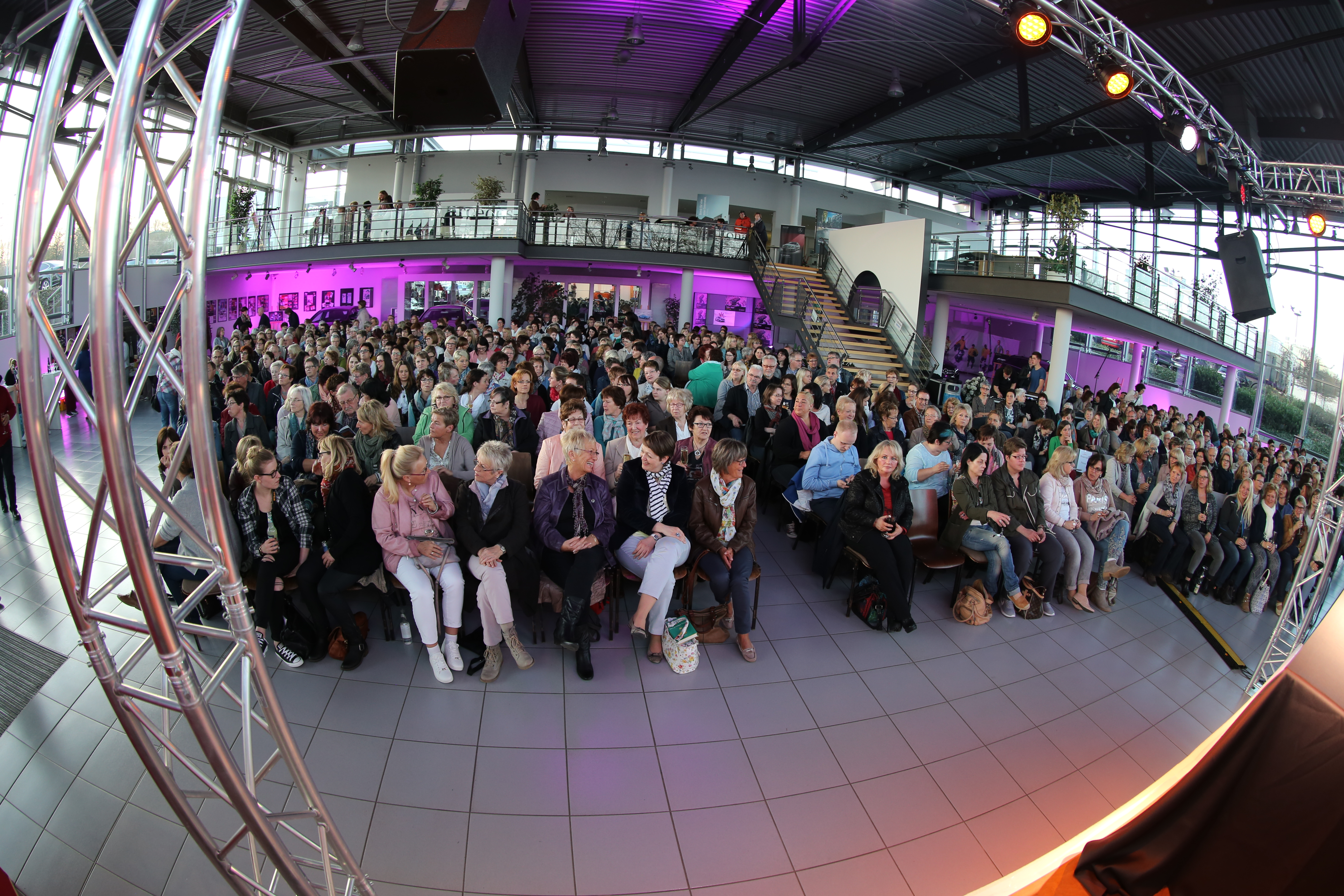 Autohaus Roth Gmbh & Co. Kg