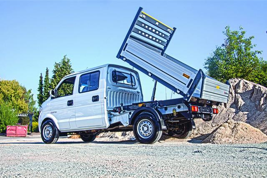 Auto-Center-Lobgesang