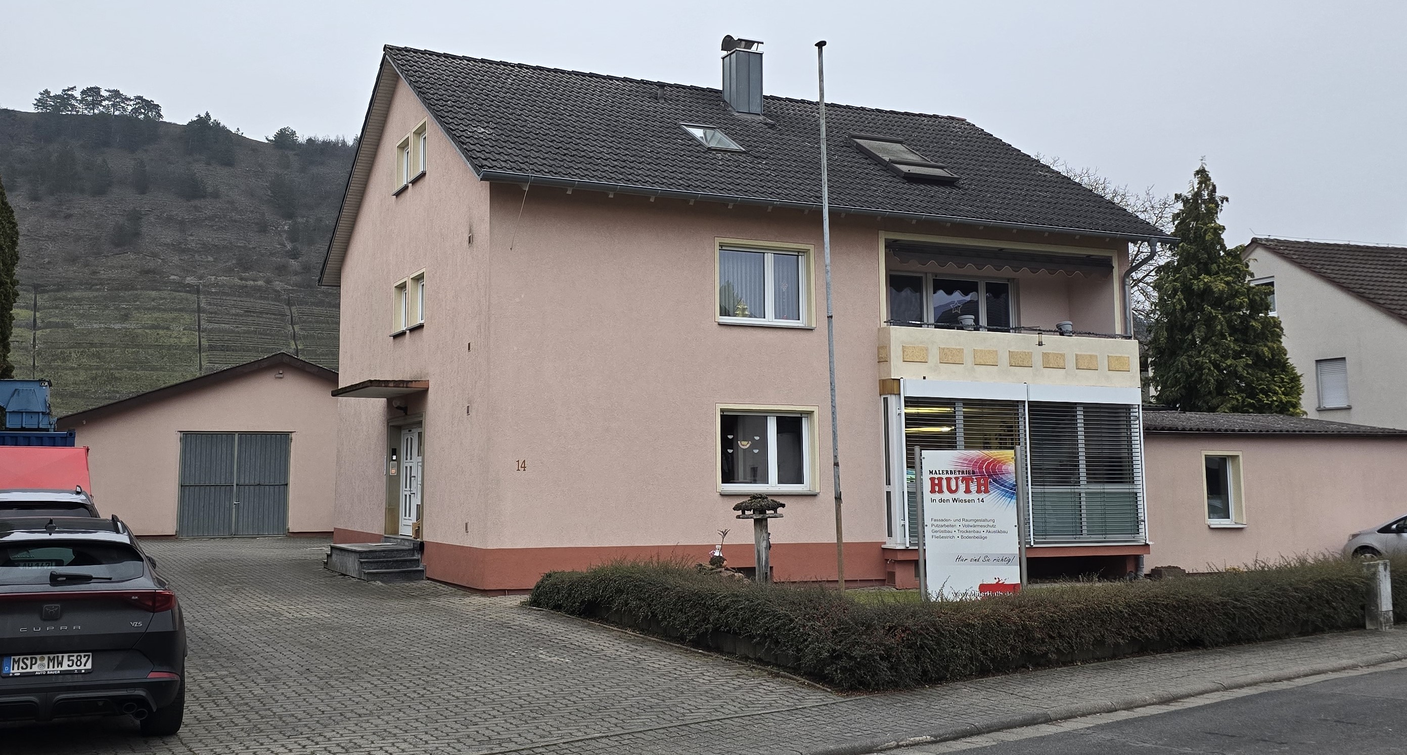 Malerbetrieb Huth – Wohnraum und Fassadengestaltung Putz Stuck Trockenbau Estrich Dämmung