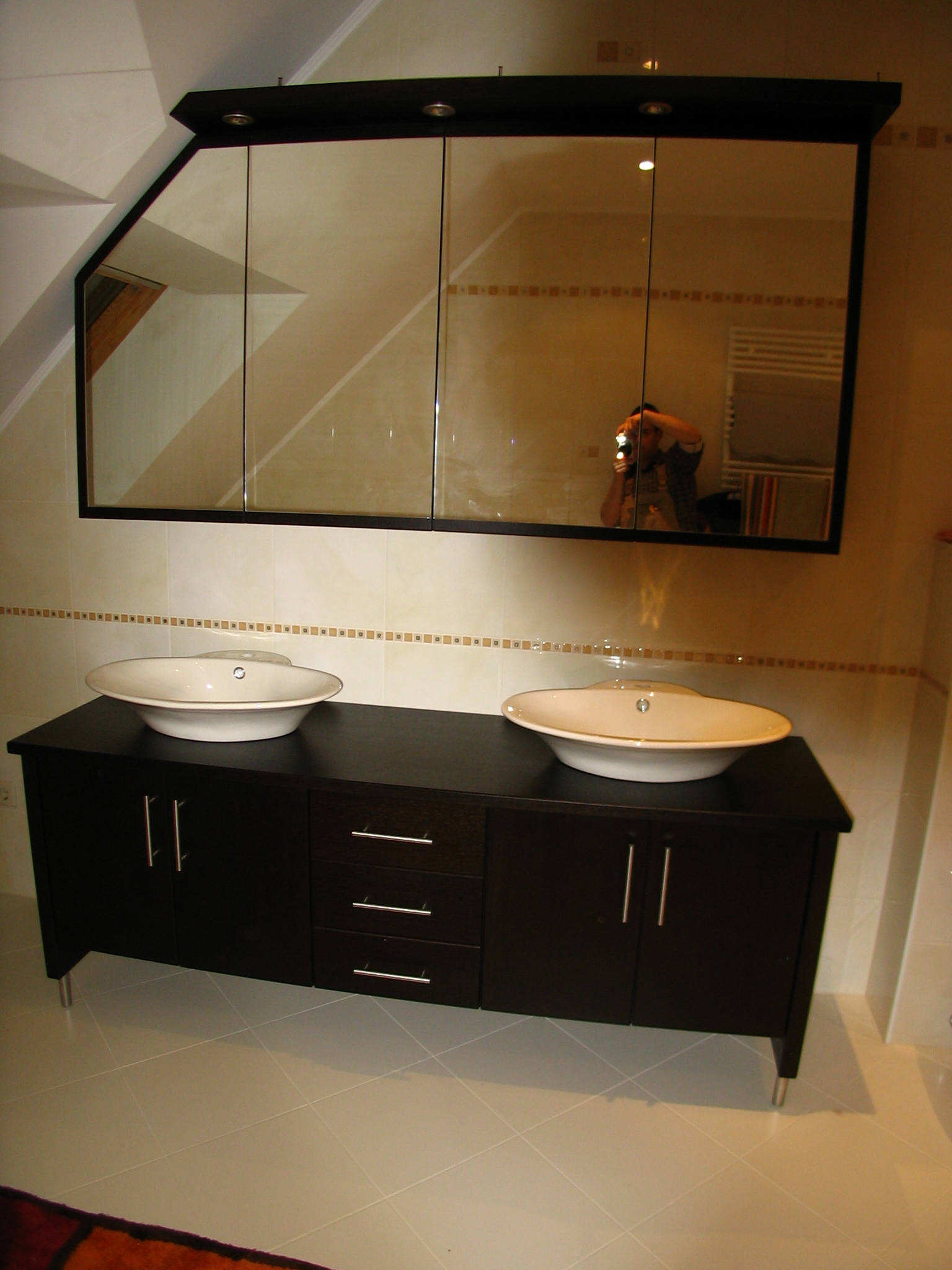 Gallery image 1