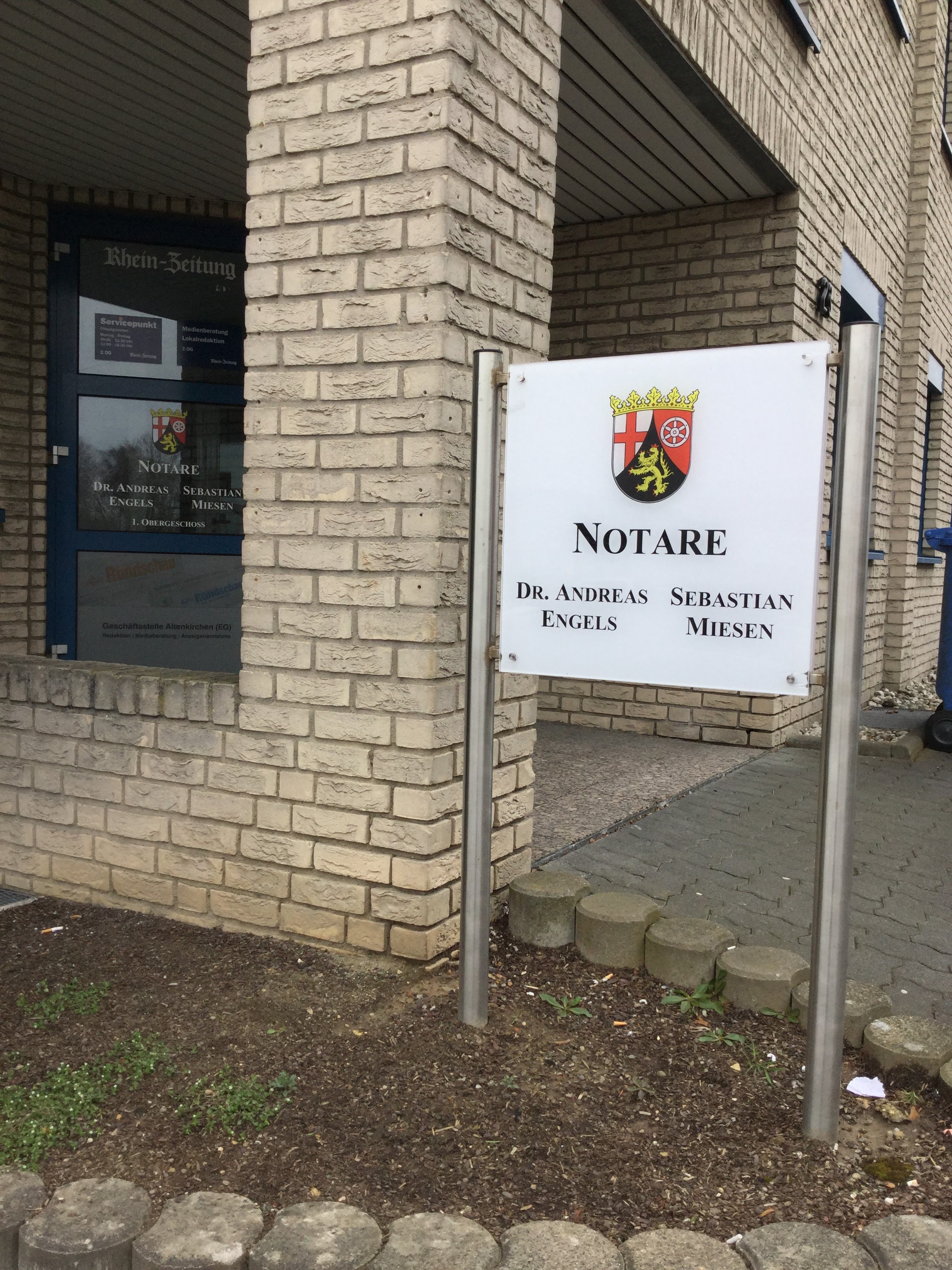 Notare Dr. Andreas Engels und Sebastian Miesen